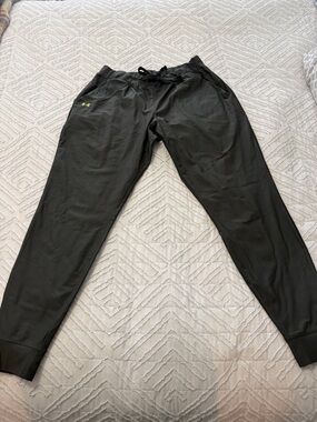 Under Armour Women’s Dark Green Joggers with Lime Logo